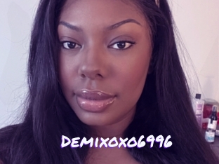 Demixoxo6996